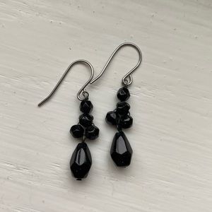 5/$22 delicate black earrings
